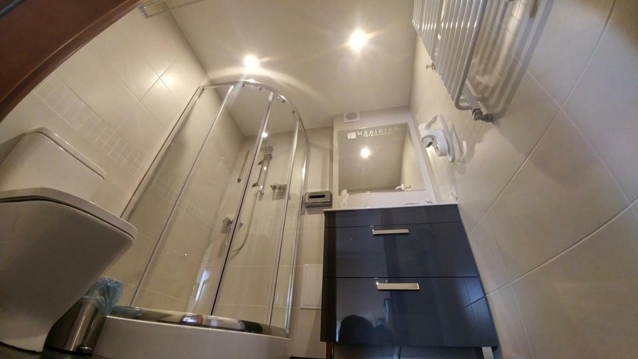 Hotel Meridian Brody Exterior foto